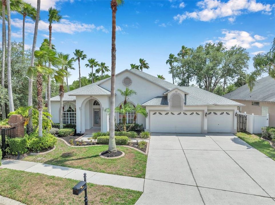 Active With Contract: $625,000 (4 beds, 3 baths, 3052 Square Feet)