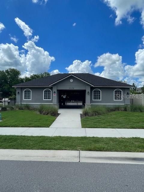 For Sale: $299,999 (3 beds, 2 baths, 1407 Square Feet)