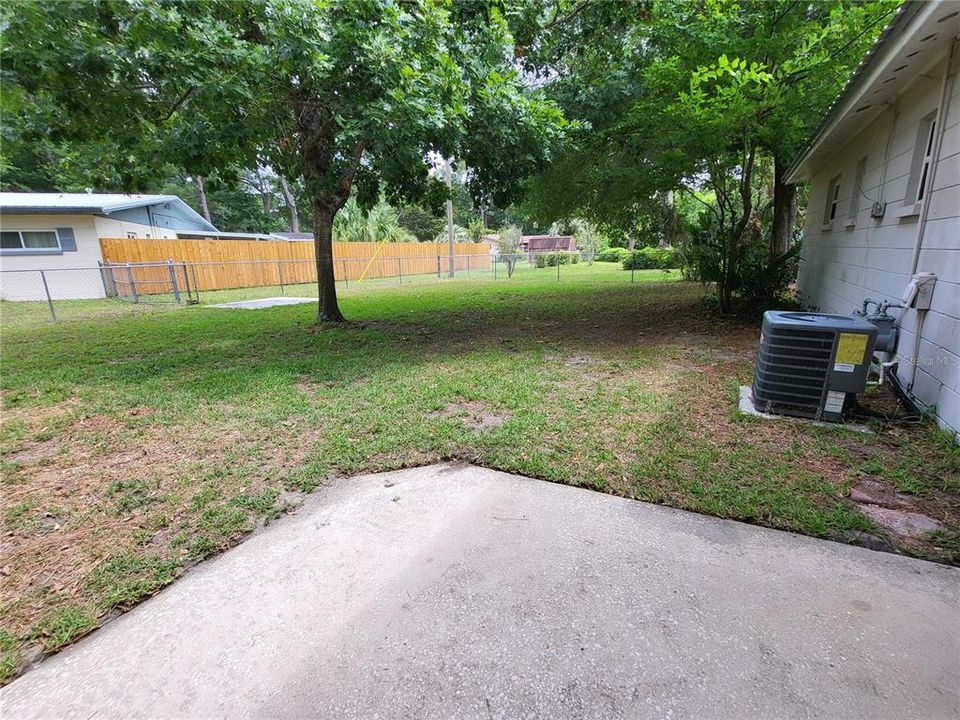 For Rent: $2,000 (3 beds, 2 baths, 1080 Square Feet)