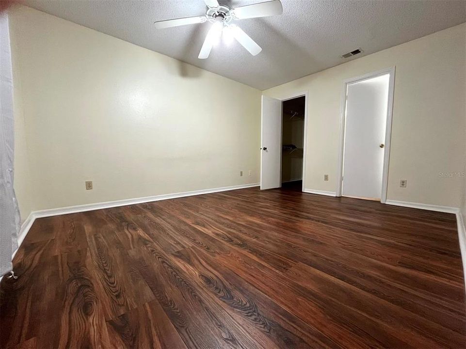 For Rent: $1,800 (2 beds, 2 baths, 934 Square Feet)