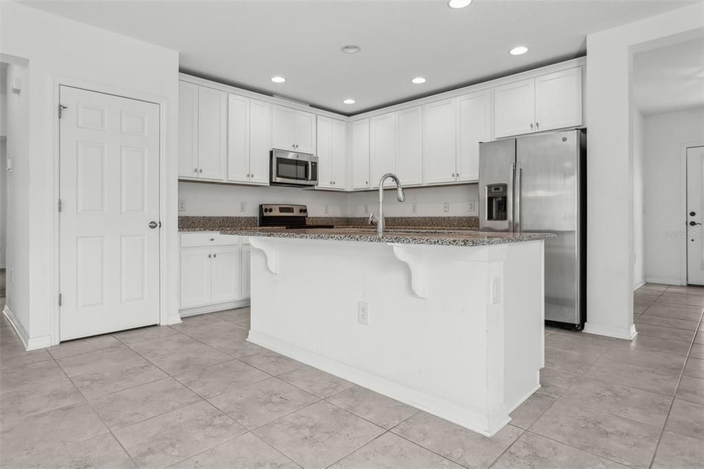 For Sale: $399,990 (3 beds, 2 baths, 2098 Square Feet)