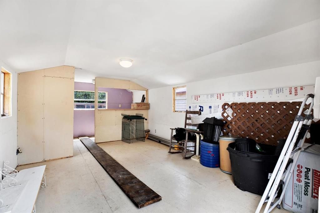 For Sale: $265,000 (3 beds, 1 baths, 1208 Square Feet)