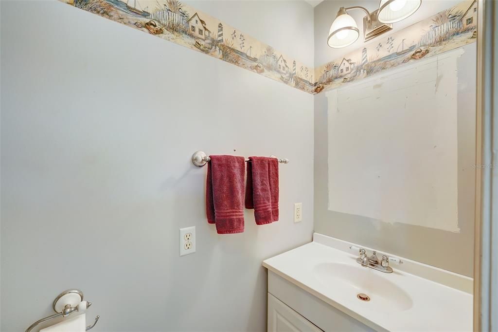 For Sale: $265,000 (3 beds, 1 baths, 1208 Square Feet)