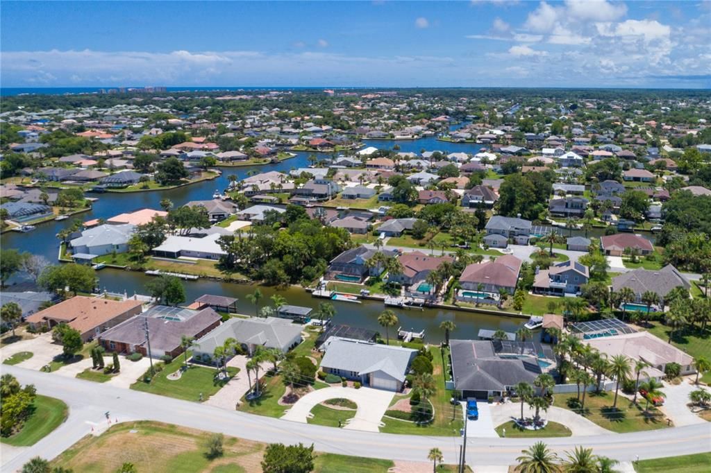 Active With Contract: $559,500 (3 beds, 2 baths, 1432 Square Feet)