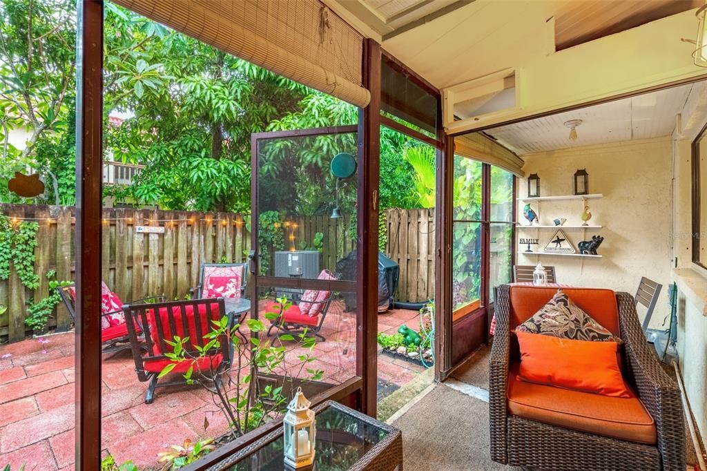 Large Screened Lanai