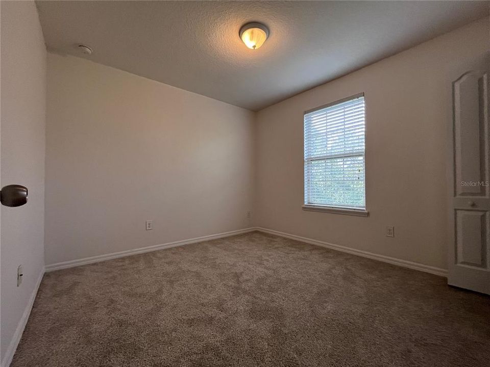 For Rent: $2,445 (3 beds, 2 baths, 2307 Square Feet)