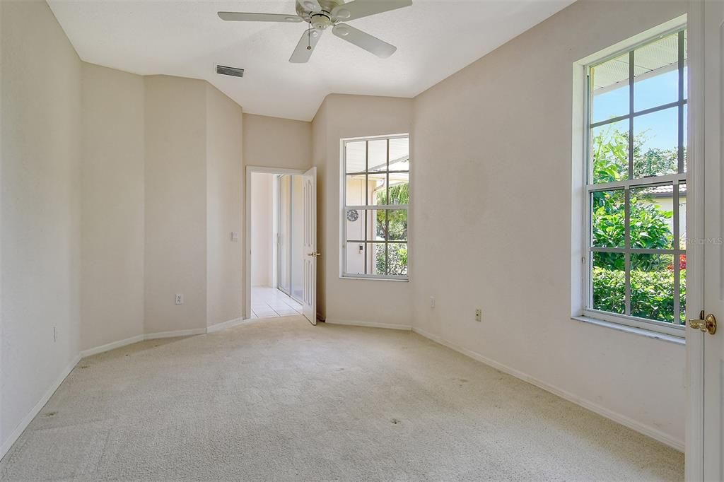 Wonderful windows in this guest room