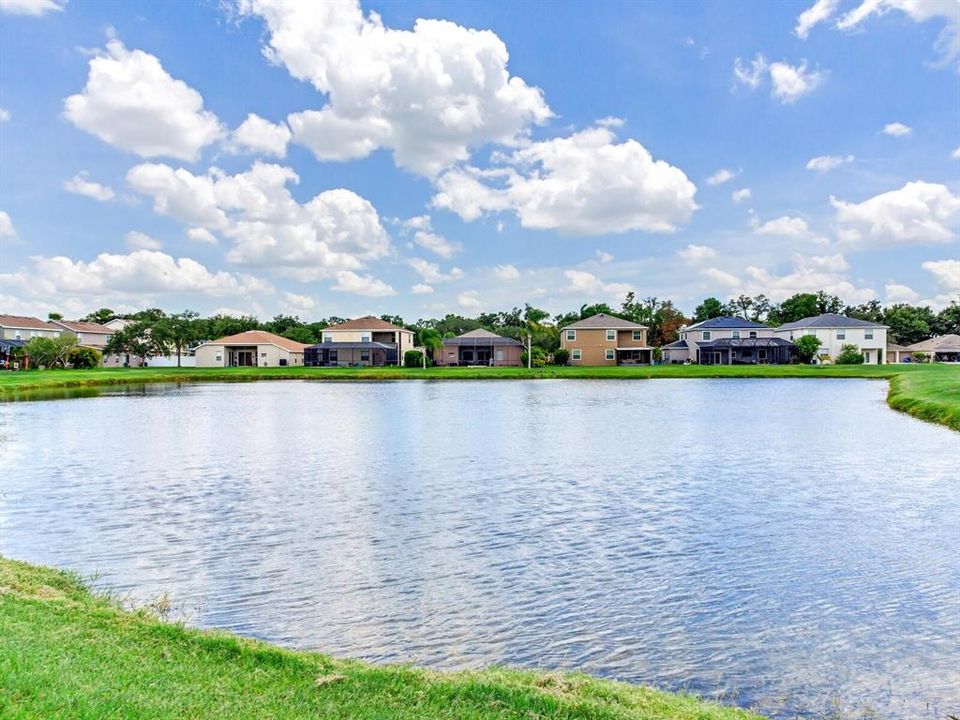 Active With Contract: $595,000 (4 beds, 2 baths, 2220 Square Feet)