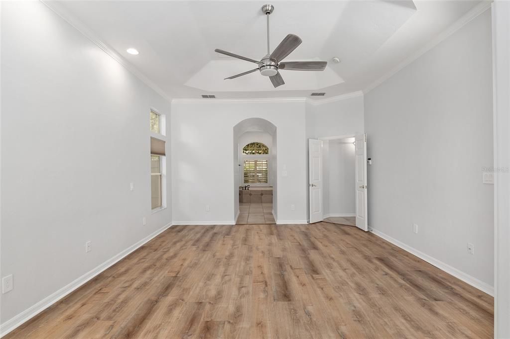 LOOKING INTO OWNER'S BATH AREA