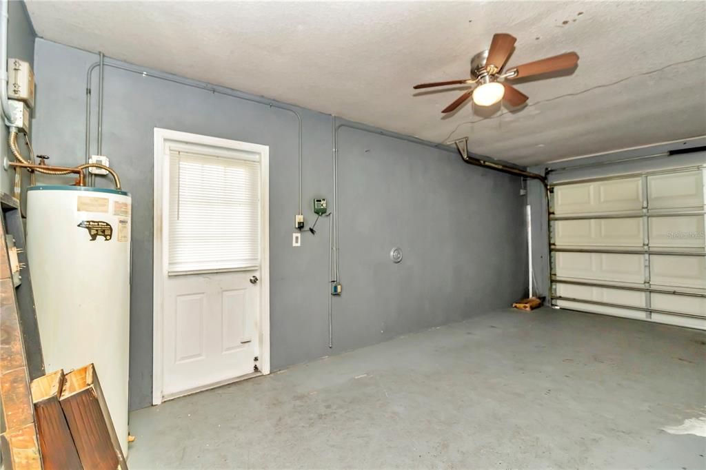 For Sale: $329,000 (3 beds, 2 baths, 1925 Square Feet)