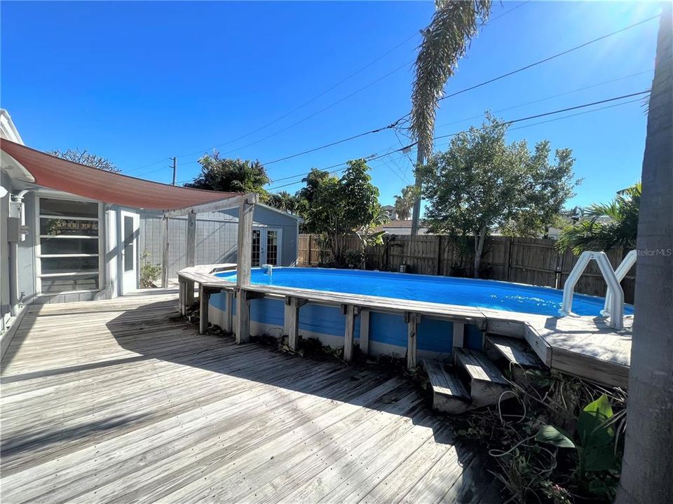 For Sale: $589,900 (3 beds, 2 baths, 1391 Square Feet)