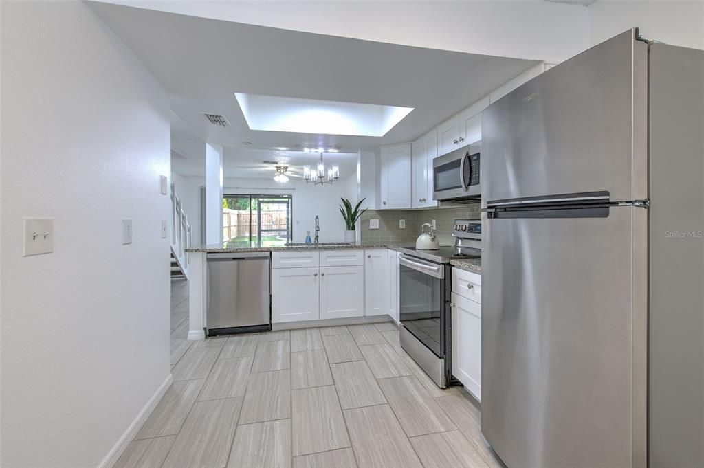 For Sale: $249,000 (2 beds, 2 baths, 1088 Square Feet)