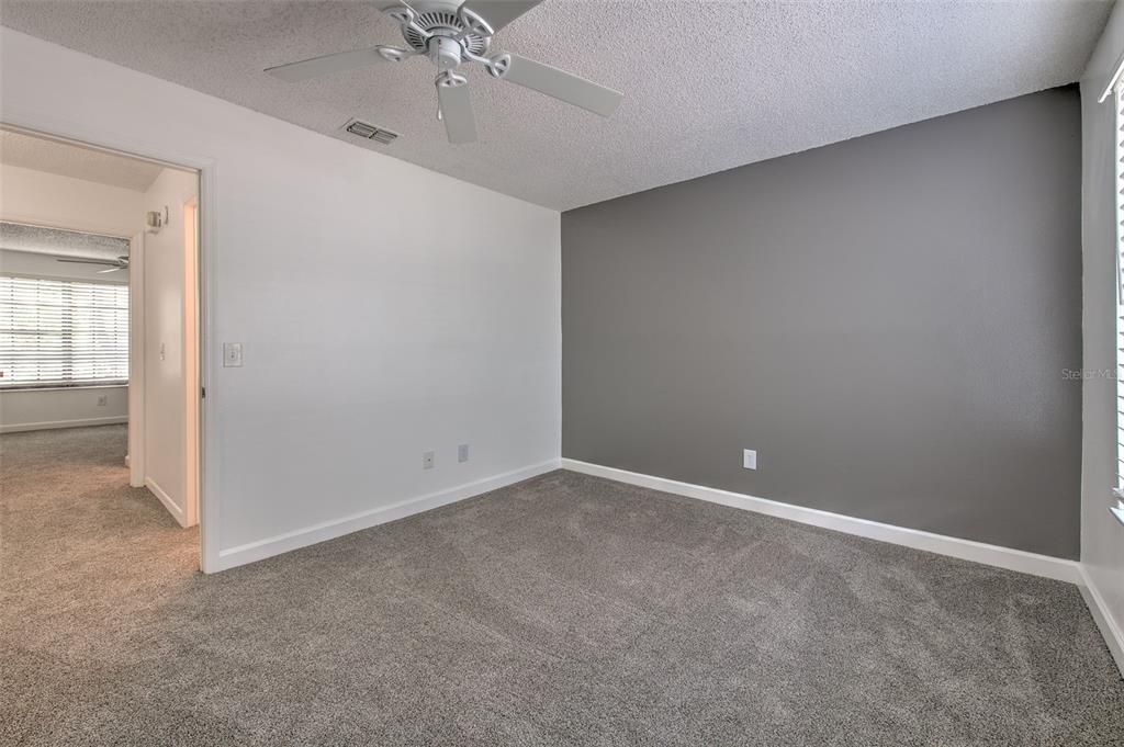 For Sale: $249,000 (2 beds, 2 baths, 1088 Square Feet)