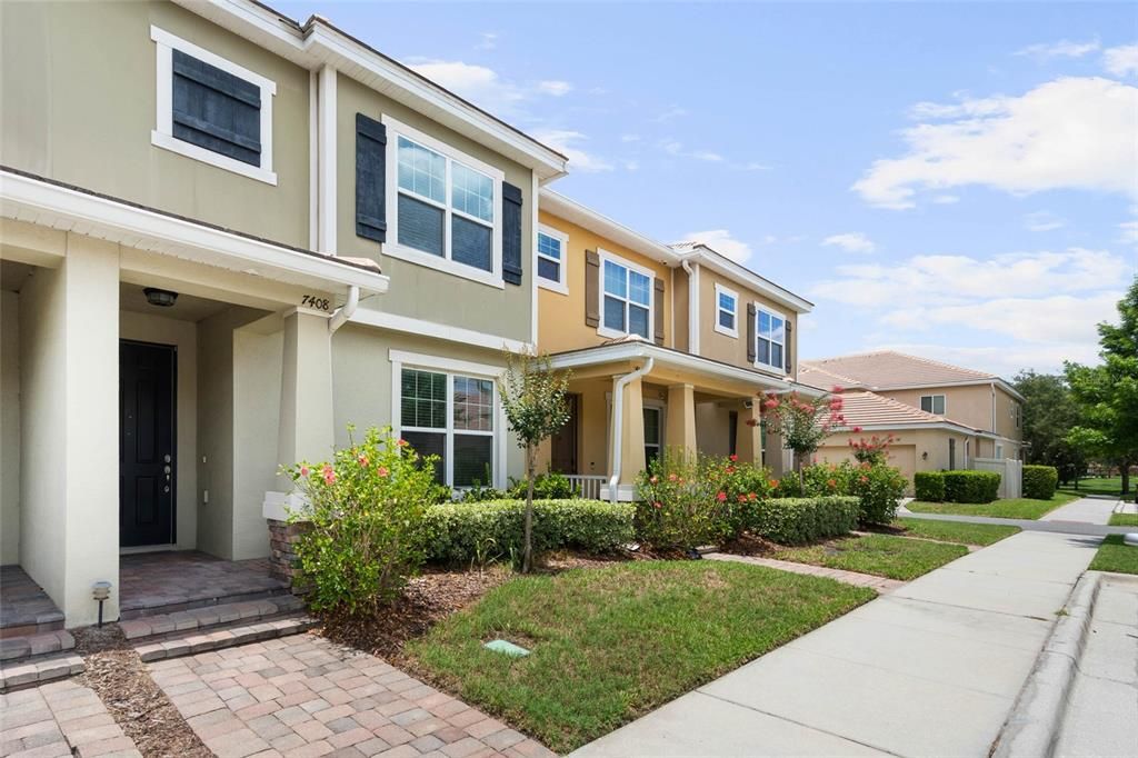 For Sale: $460,000 (3 beds, 2 baths, 1910 Square Feet)