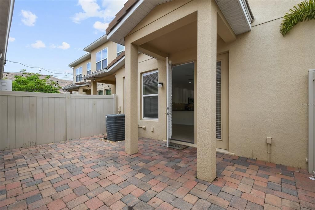 For Sale: $460,000 (3 beds, 2 baths, 1910 Square Feet)