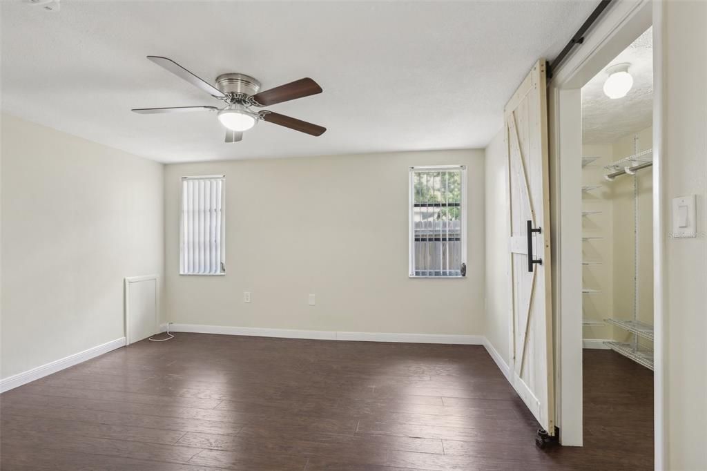 Active With Contract: $270,000 (3 beds, 2 baths, 1365 Square Feet)