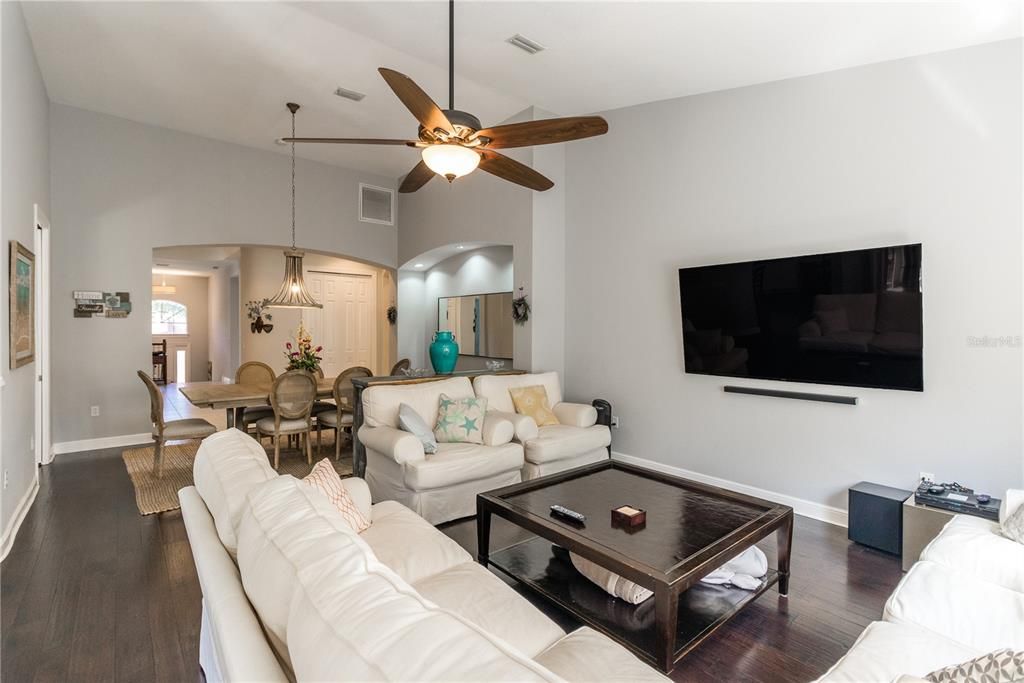 Active With Contract: $6,750 (4 beds, 3 baths, 2719 Square Feet)