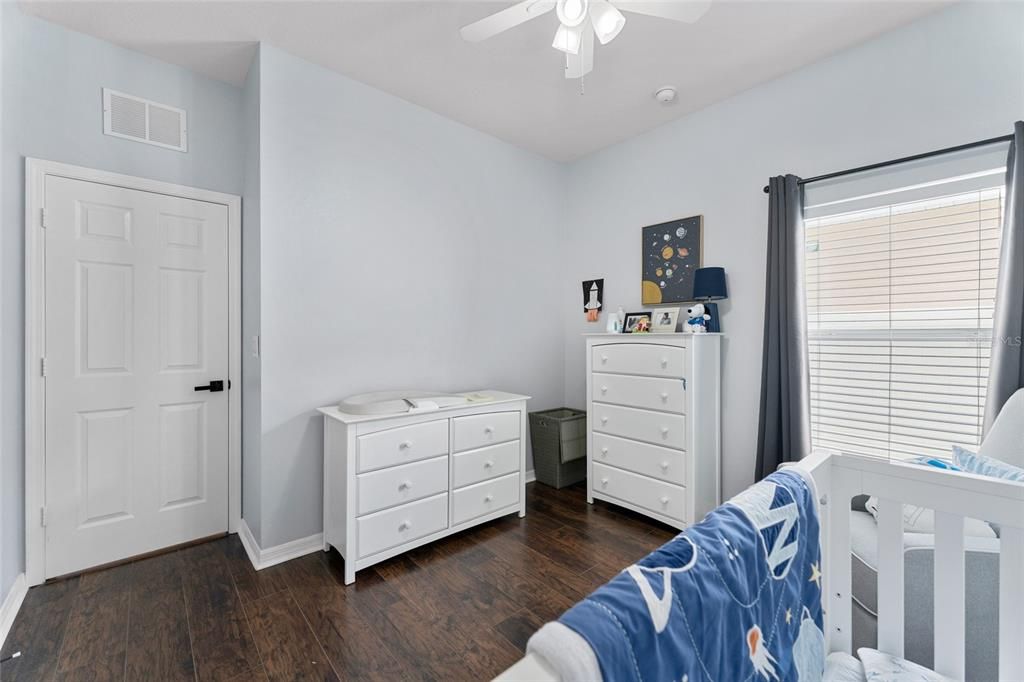 For Sale: $490,000 (3 beds, 2 baths, 1662 Square Feet)