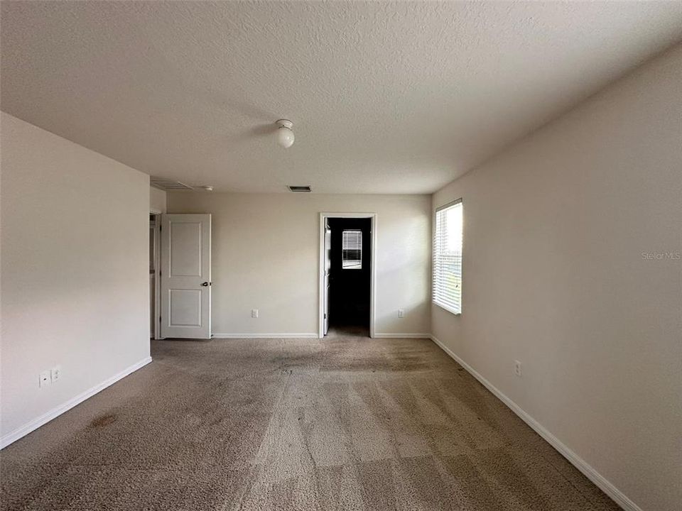 For Rent: $2,900 (4 beds, 3 baths, 2260 Square Feet)