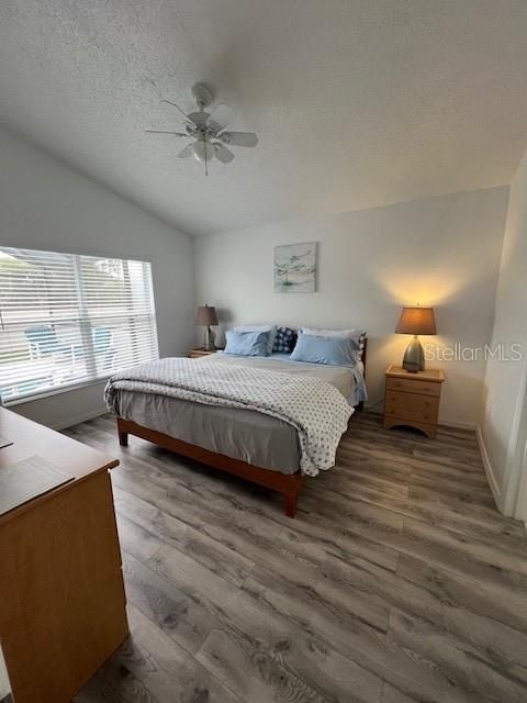 For Sale: $345,000 (3 beds, 2 baths, 1130 Square Feet)