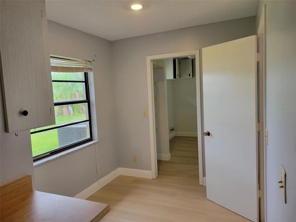 For Rent: $2,050 (2 beds, 2 baths, 1011 Square Feet)