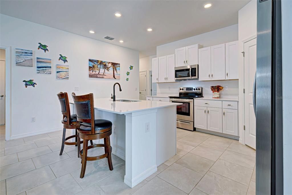 For Sale: $354,900 (4 beds, 2 baths, 1817 Square Feet)