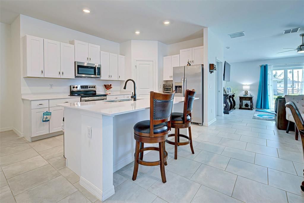 For Sale: $354,900 (4 beds, 2 baths, 1817 Square Feet)