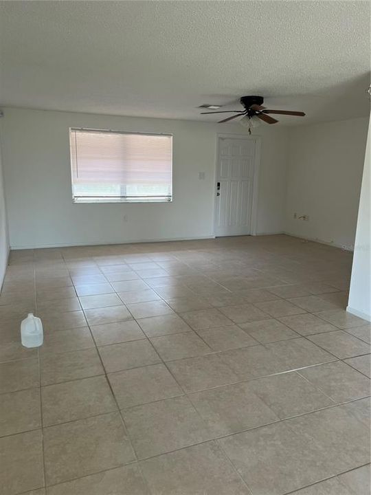 For Rent: $1,750 (2 beds, 2 baths, 1028 Square Feet)