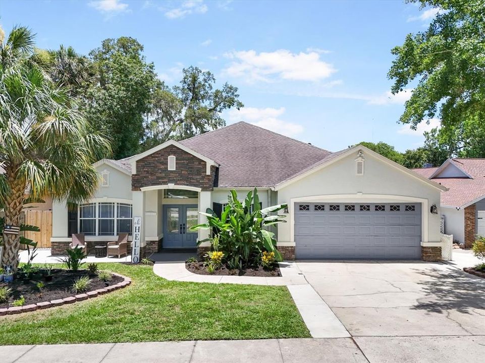 For Sale: $649,990 (4 beds, 2 baths, 2304 Square Feet)