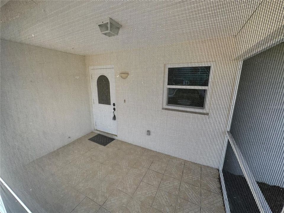 For Rent: $2,200 (2 beds, 2 baths, 1320 Square Feet)