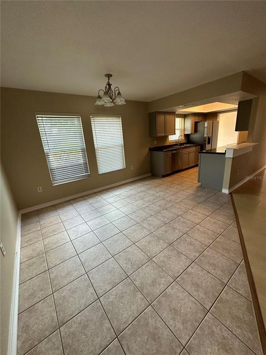 For Rent: $2,200 (2 beds, 2 baths, 1320 Square Feet)