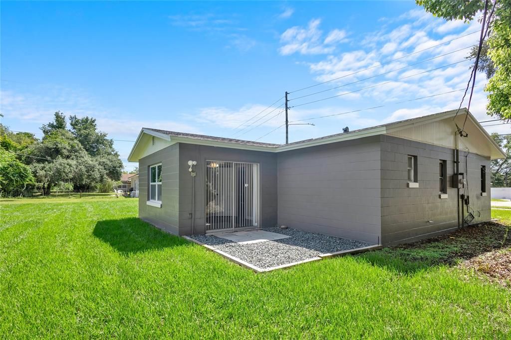 For Sale: $274,990 (3 beds, 2 baths, 1212 Square Feet)