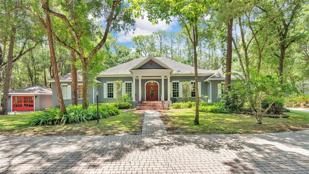 Active With Contract: $800,000 (4 beds, 3 baths, 3445 Square Feet)