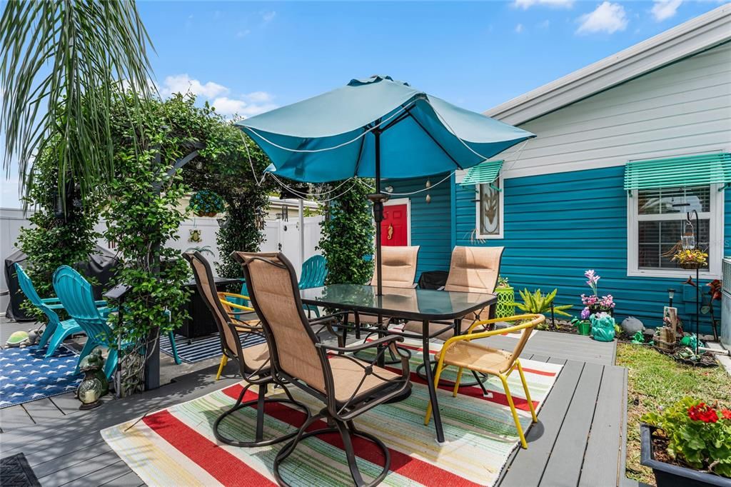 For Sale: $256,900 (2 beds, 2 baths, 1592 Square Feet)