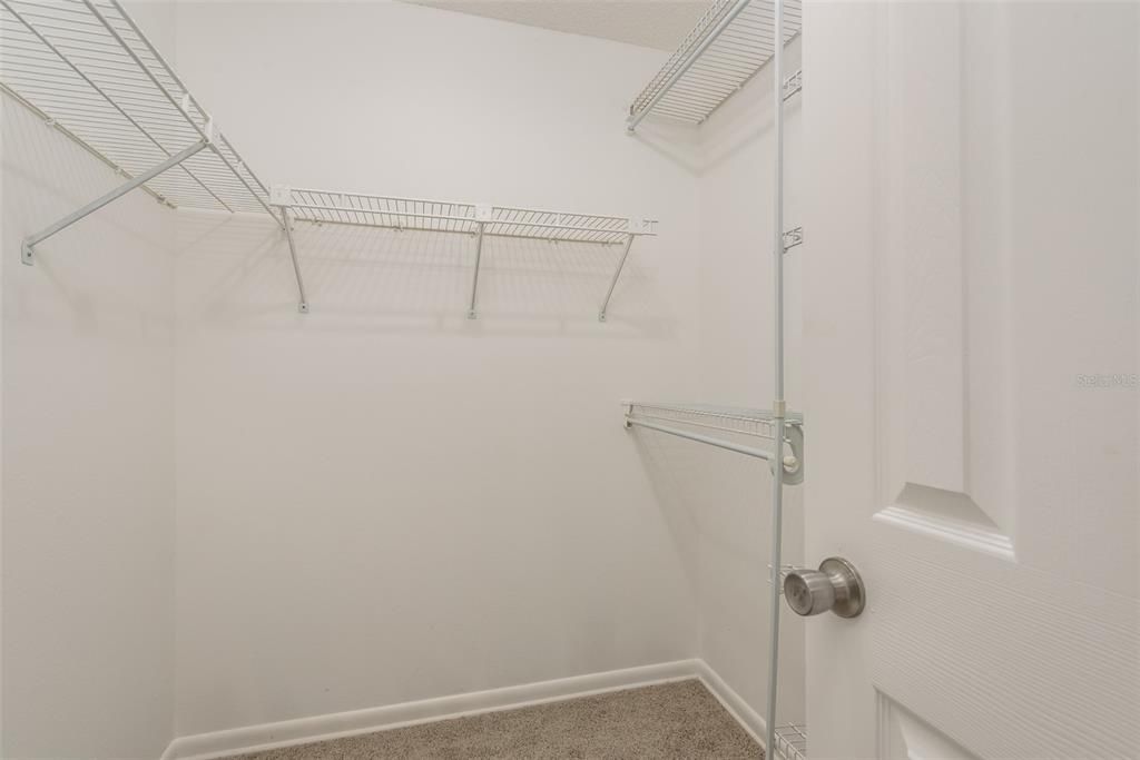Active With Contract: $304,900 (2 beds, 2 baths, 1396 Square Feet)