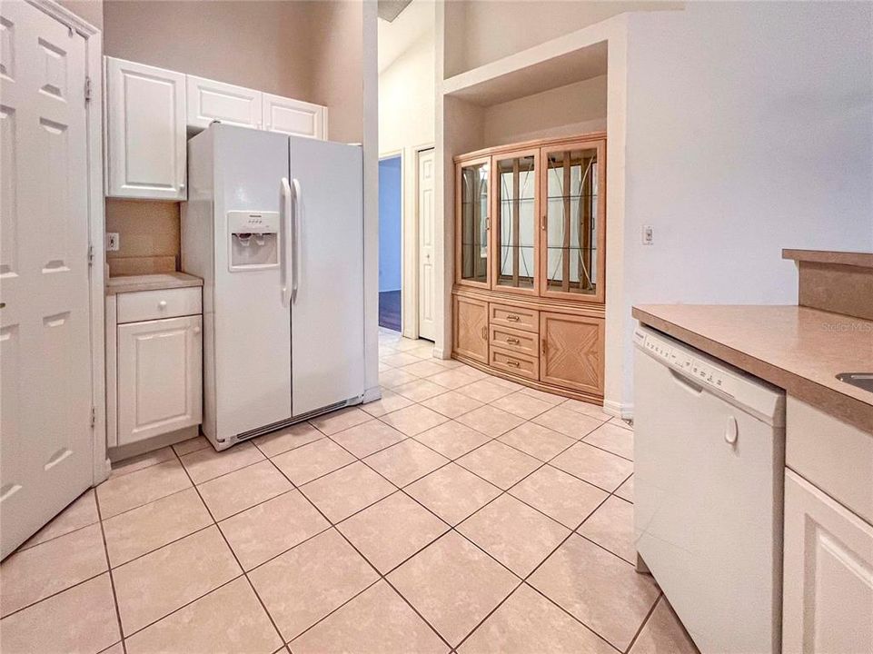 For Rent: $2,370 (3 beds, 2 baths, 1488 Square Feet)