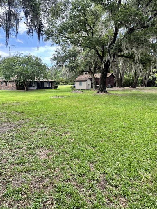 For Sale: $499,900 (3 beds, 2 baths, 1561 Square Feet)