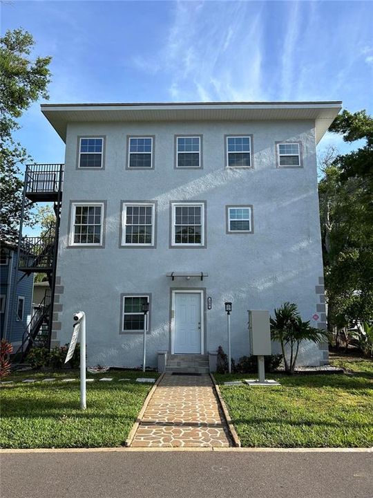 Recently Sold: $1,072,500 (0 beds, 0 baths, 3294 Square Feet)