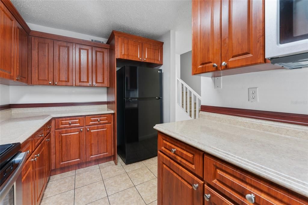 For Rent: $2,150 (3 beds, 2 baths, 1588 Square Feet)