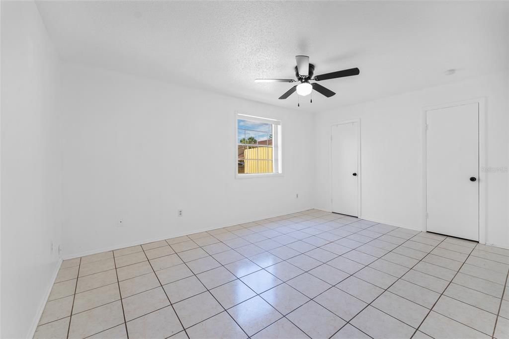 For Rent: $2,150 (3 beds, 2 baths, 1588 Square Feet)