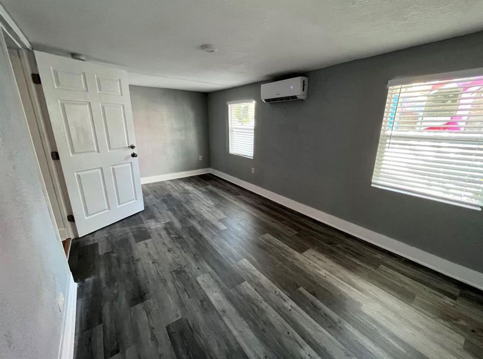 For Rent: $1,700 (2 beds, 2 baths, 1010 Square Feet)