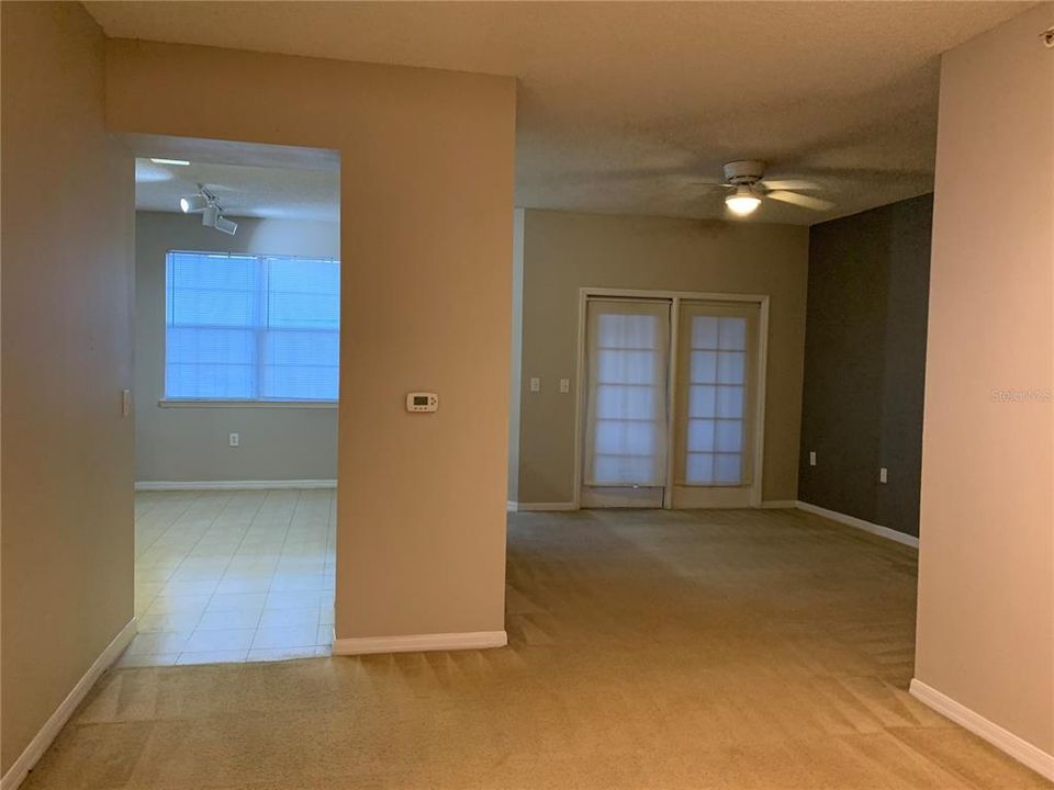 For Rent: $1,750 (2 beds, 2 baths, 999 Square Feet)