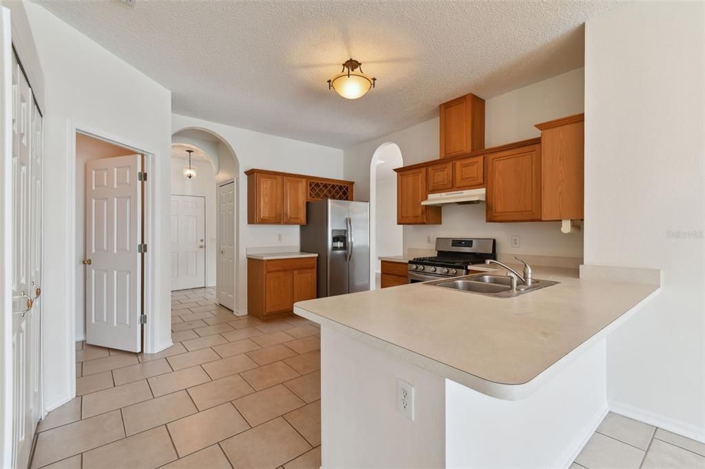 For Sale: $429,900 (3 beds, 2 baths, 1828 Square Feet)