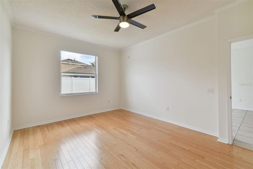 For Sale: $429,900 (3 beds, 2 baths, 1828 Square Feet)