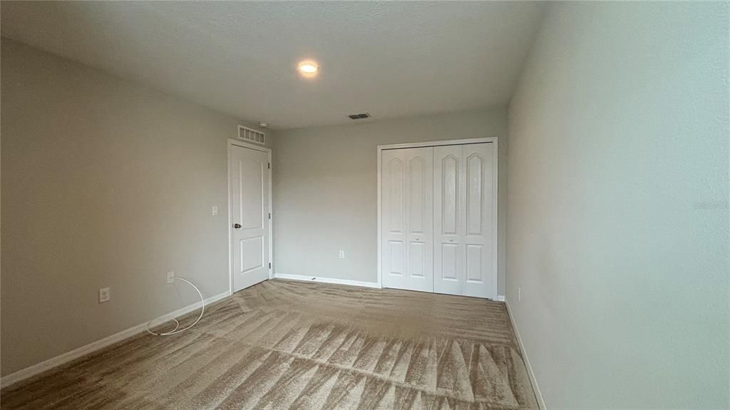 For Rent: $2,125 (3 beds, 2 baths, 1834 Square Feet)