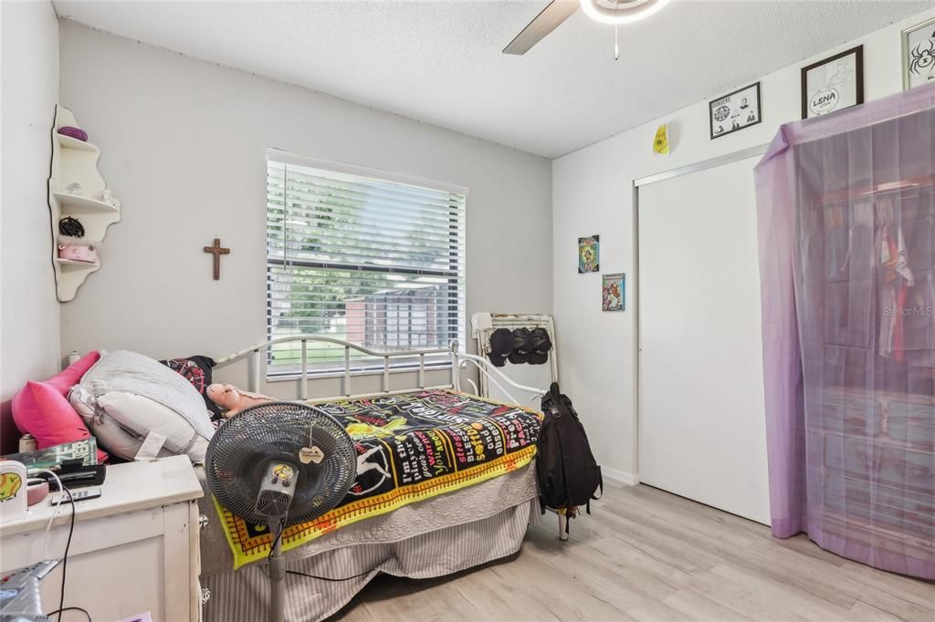 For Sale: $429,900 (3 beds, 2 baths, 1704 Square Feet)