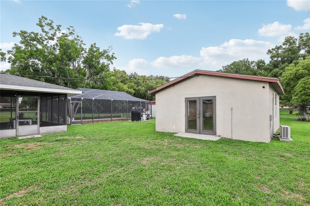 For Sale: $429,900 (3 beds, 2 baths, 1704 Square Feet)