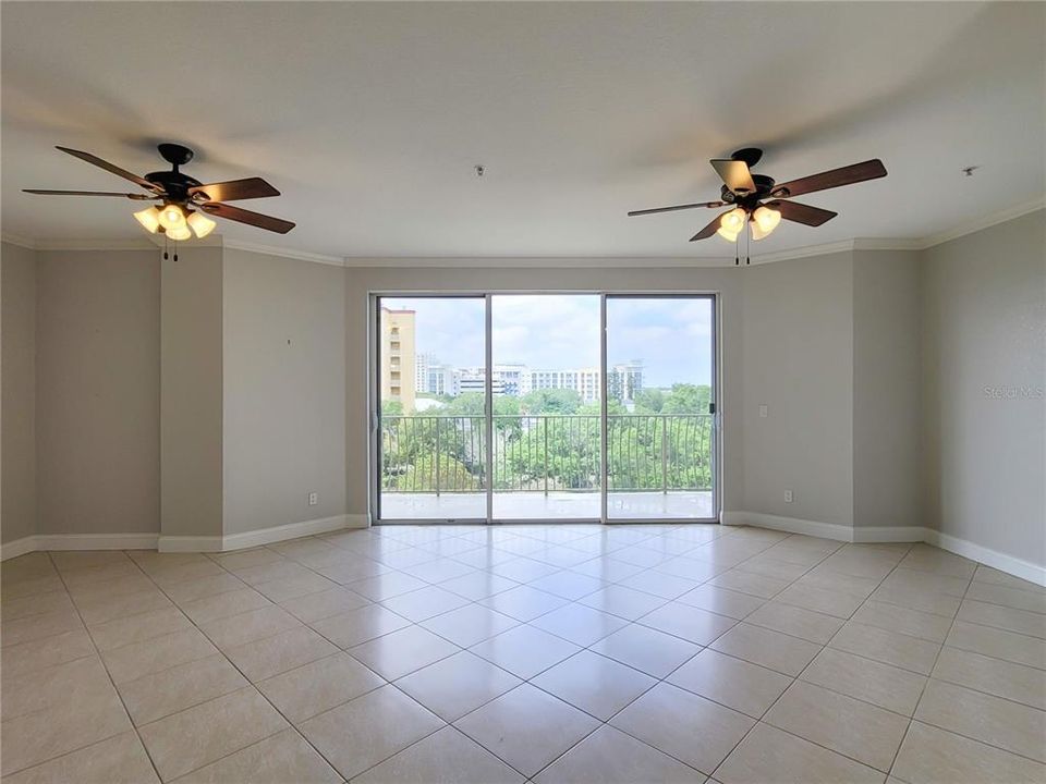 For Rent: $3,300 (2 beds, 2 baths, 1645 Square Feet)