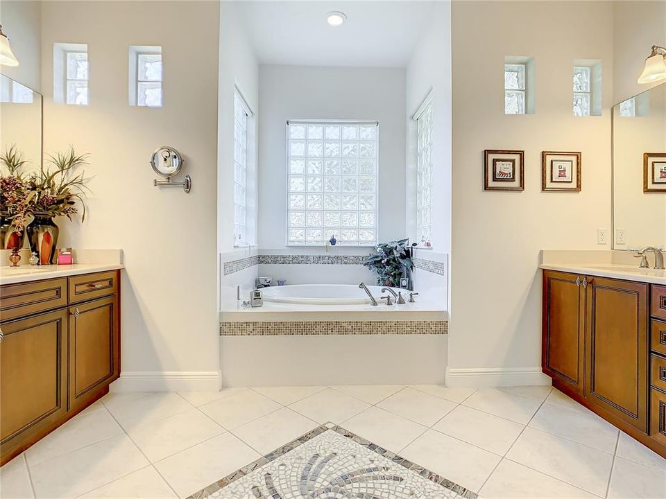 ENSUITE WITH JACUZZI TUB AND DUAL VANITIES