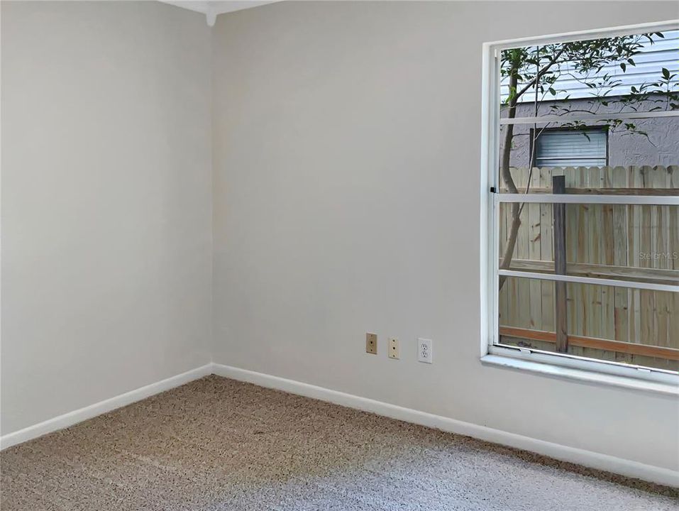 For Sale: $375,000 (3 beds, 2 baths, 1600 Square Feet)